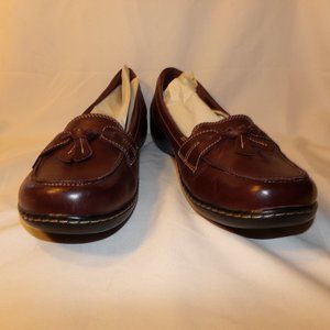 Clarks Womens Ashland Bubble Loafers